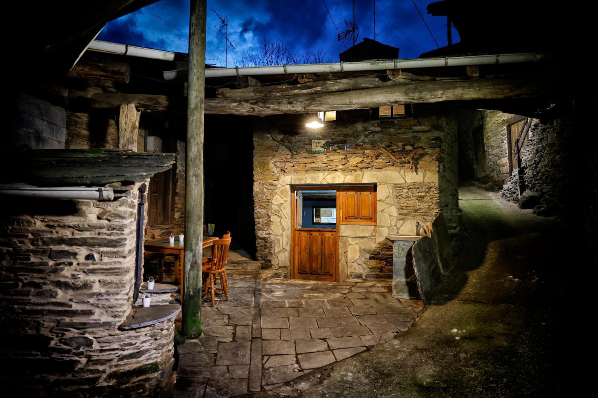 A Casa Do Pozo - As Casas Do Pozo - Apartment Folgoso do Courel ภายนอก รูปภาพ
